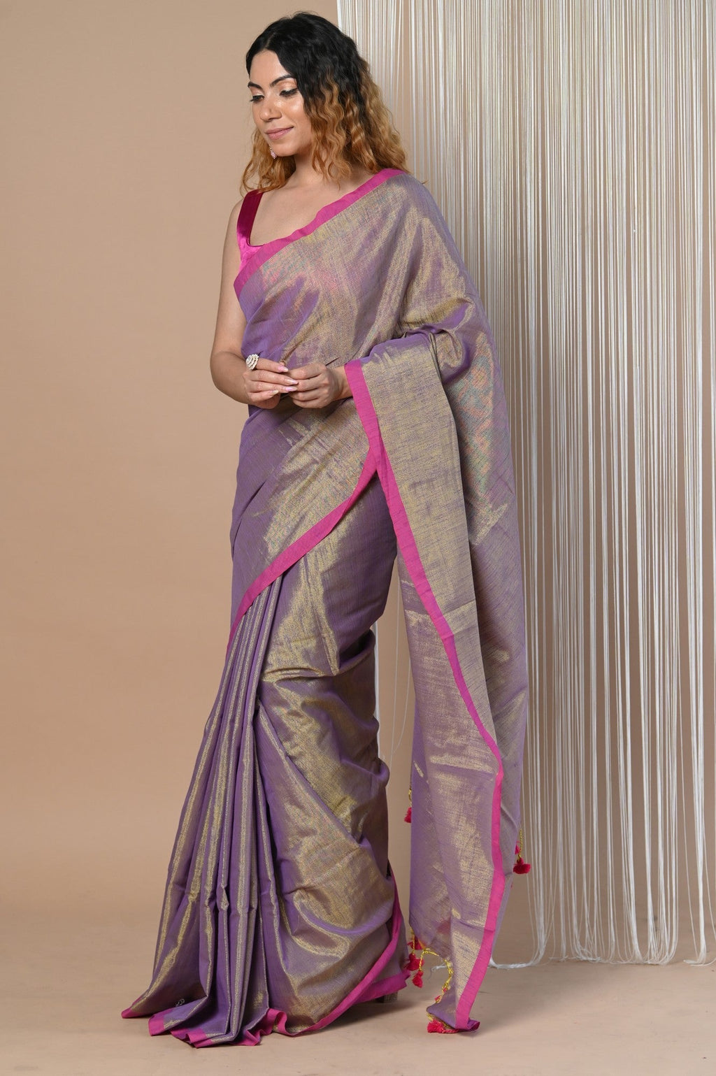 Indian Clothing Very Much Indian VMI Exclusive! Handloom Woven Cotton Zari Saree with Beautiful Sleek Border | Grocsy