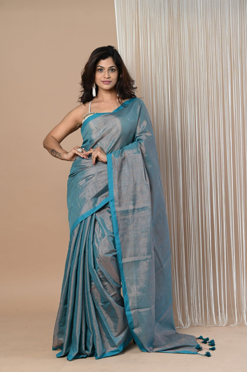 Very Much Indian VMI Exclusive! Handloom Woven Cotton Zari Saree with Beautiful Sleek Border | Grocsy