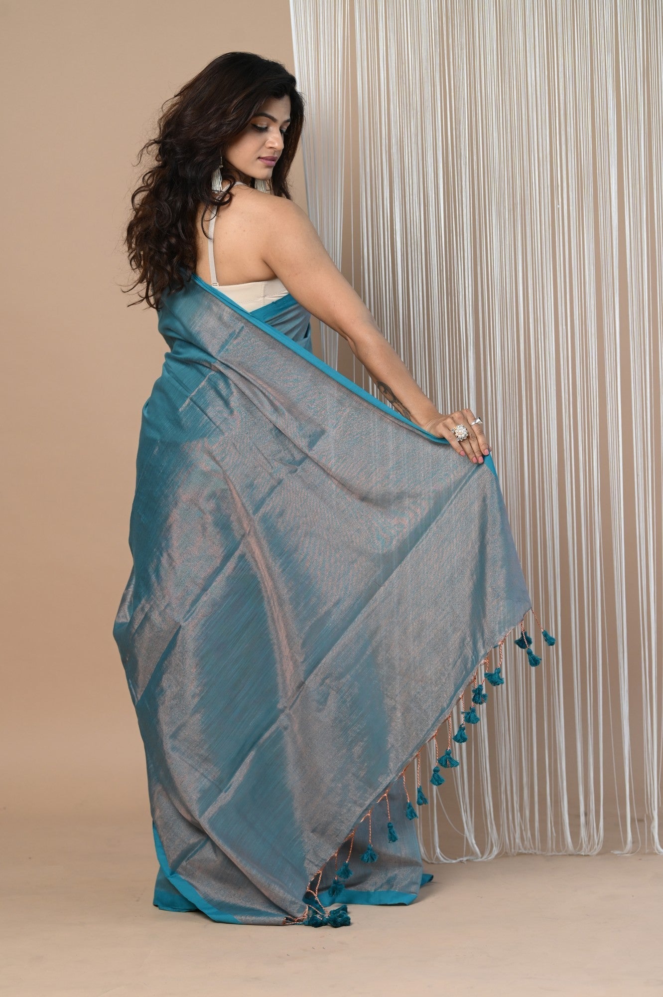 Very Much Indian VMI Exclusive! Handloom Woven Cotton Zari Saree with Beautiful Sleek Border | Grocsy