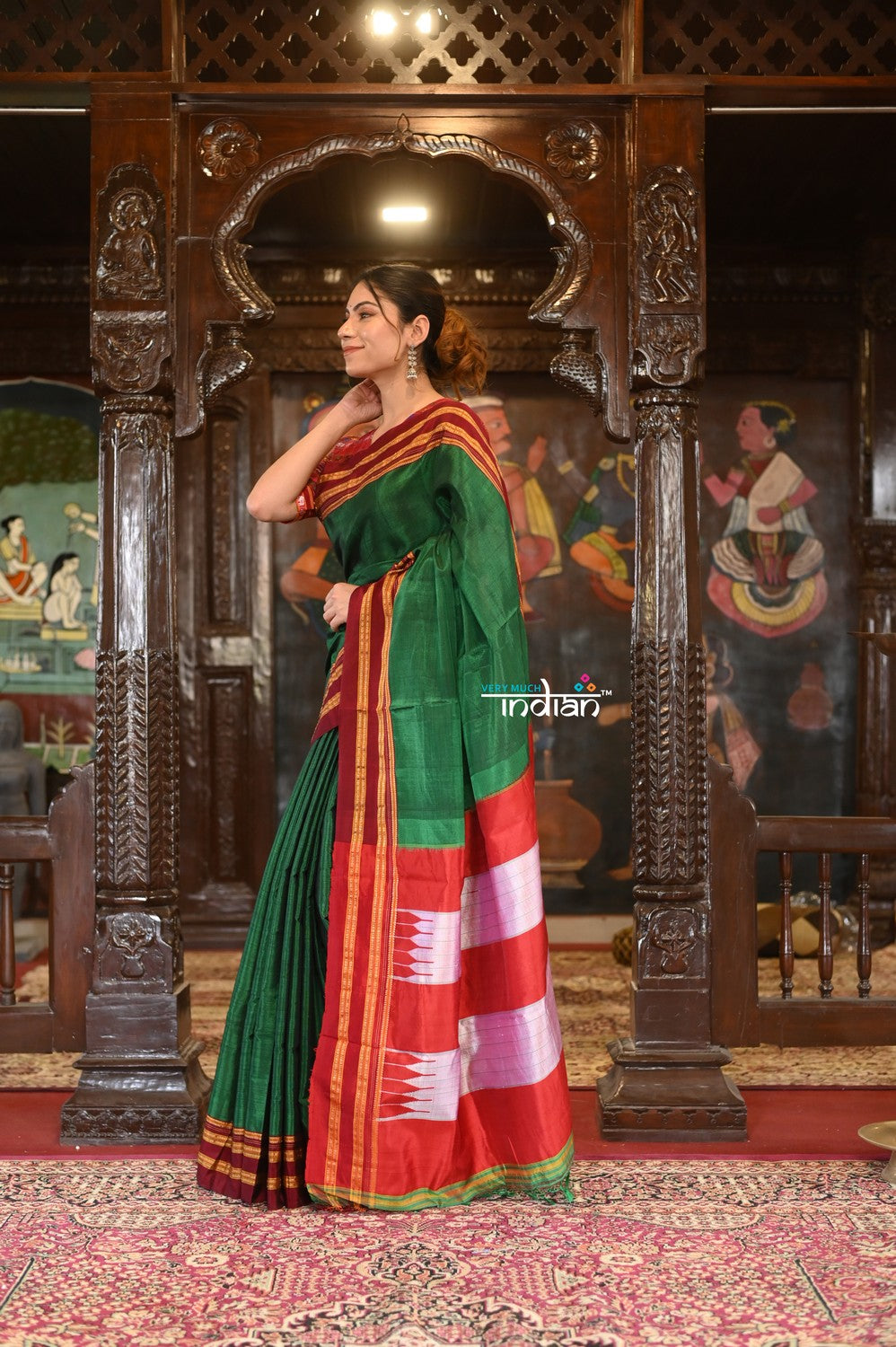 Very Much Indian Handloom Cotton Viscose Ilkal Saree With Pure Resham Pallu - Bright Green With Red Border | Grocsy