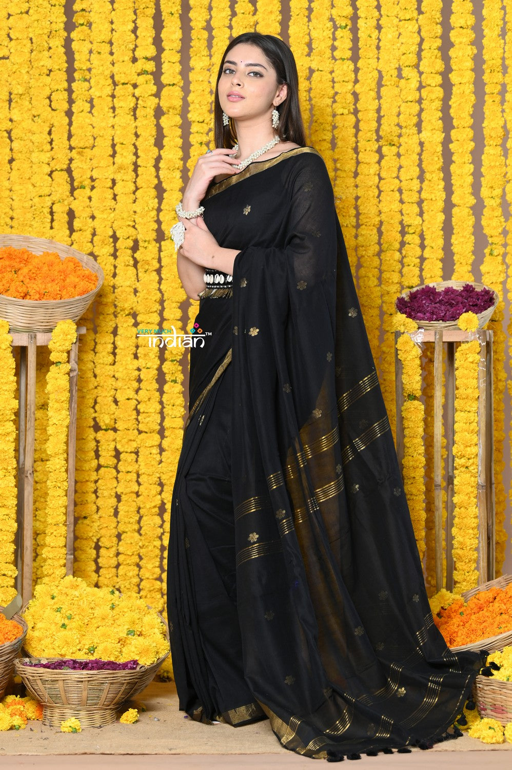 Very Much Indian Rajsi - Designed by VMI! High Quality Mul Cotton Handloom Woven Saree With Sleek Border in Black | Grocsy