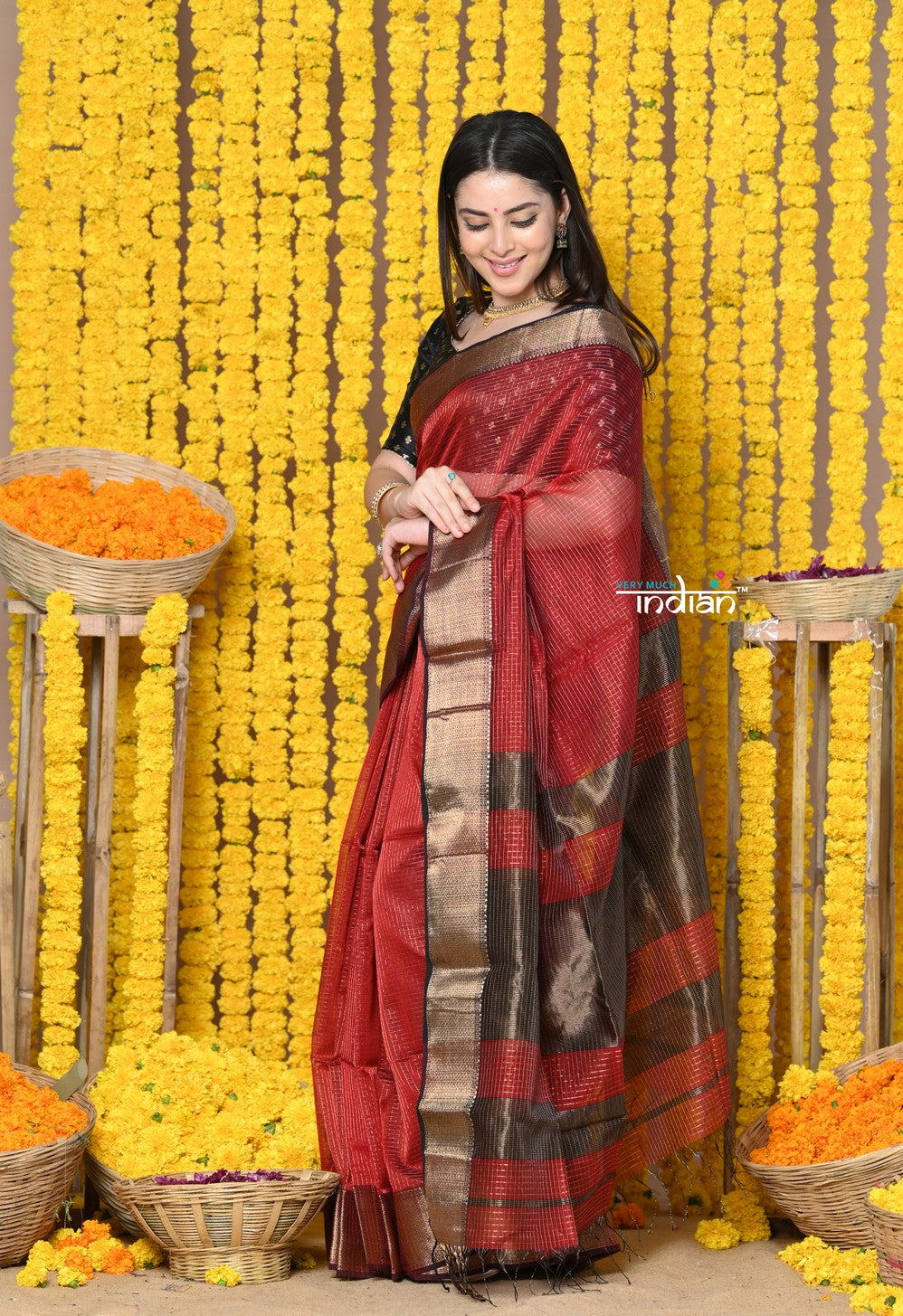 Very Much Indian Rajsi - Handloom Ari Checks Cotton Silk Saree with Golden Border in Maroon | Grocsy