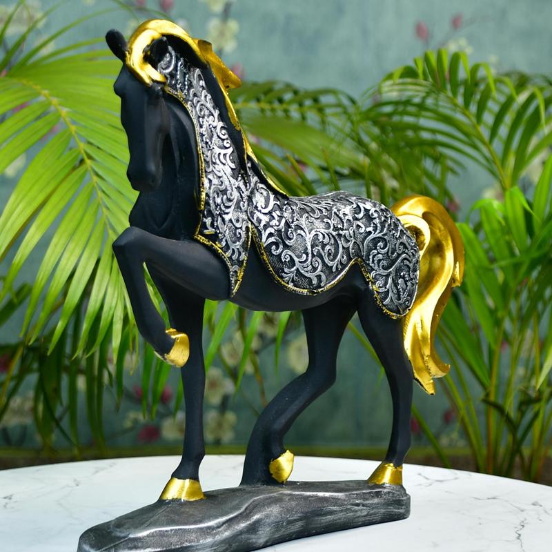 Sowpeace Resin Stallion Showpiece | Grocsy