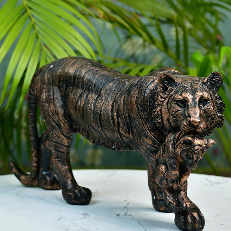 Sowpeace Resin Tiger Decor | Grocsy