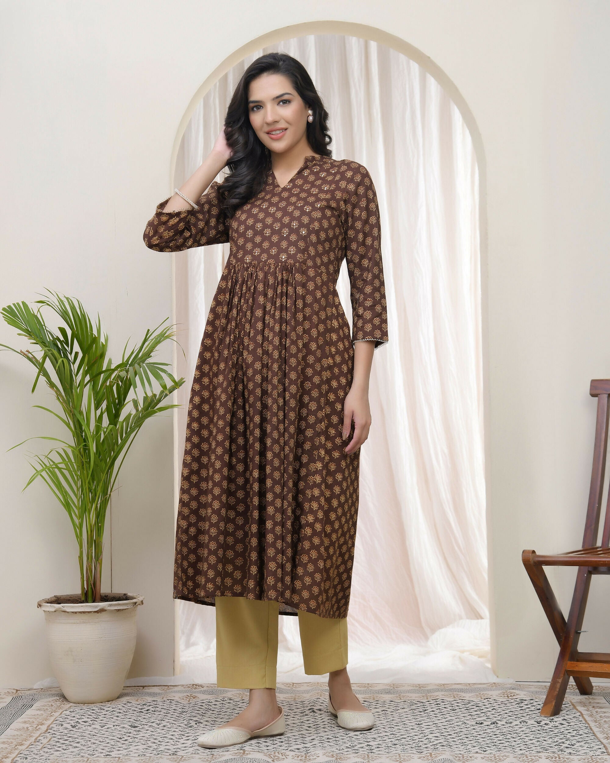 Vaasva Brown Boonta Cotton Printed Gathered Kurti With Pant | Grocsy
