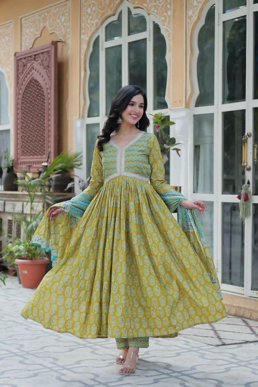Vastranavya Lime Green Pure Cotton Printed Top with Pant & Dupatta Set | Grocsy