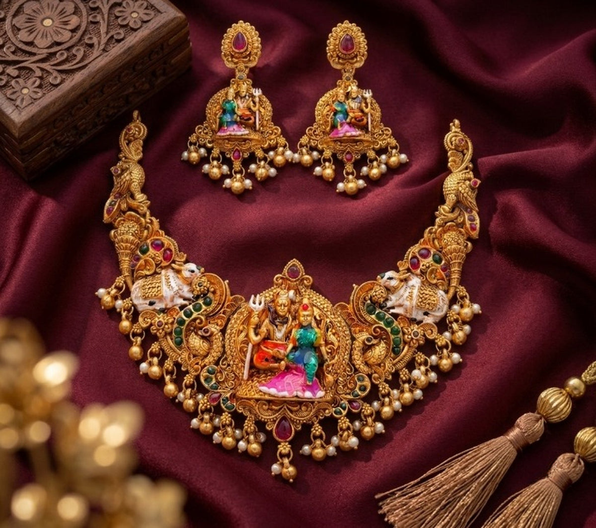 Jewel City Antique Gold South Indian Temple Jewelry Set|Necklace With Jhumkas For Festive Wear | Grocsy