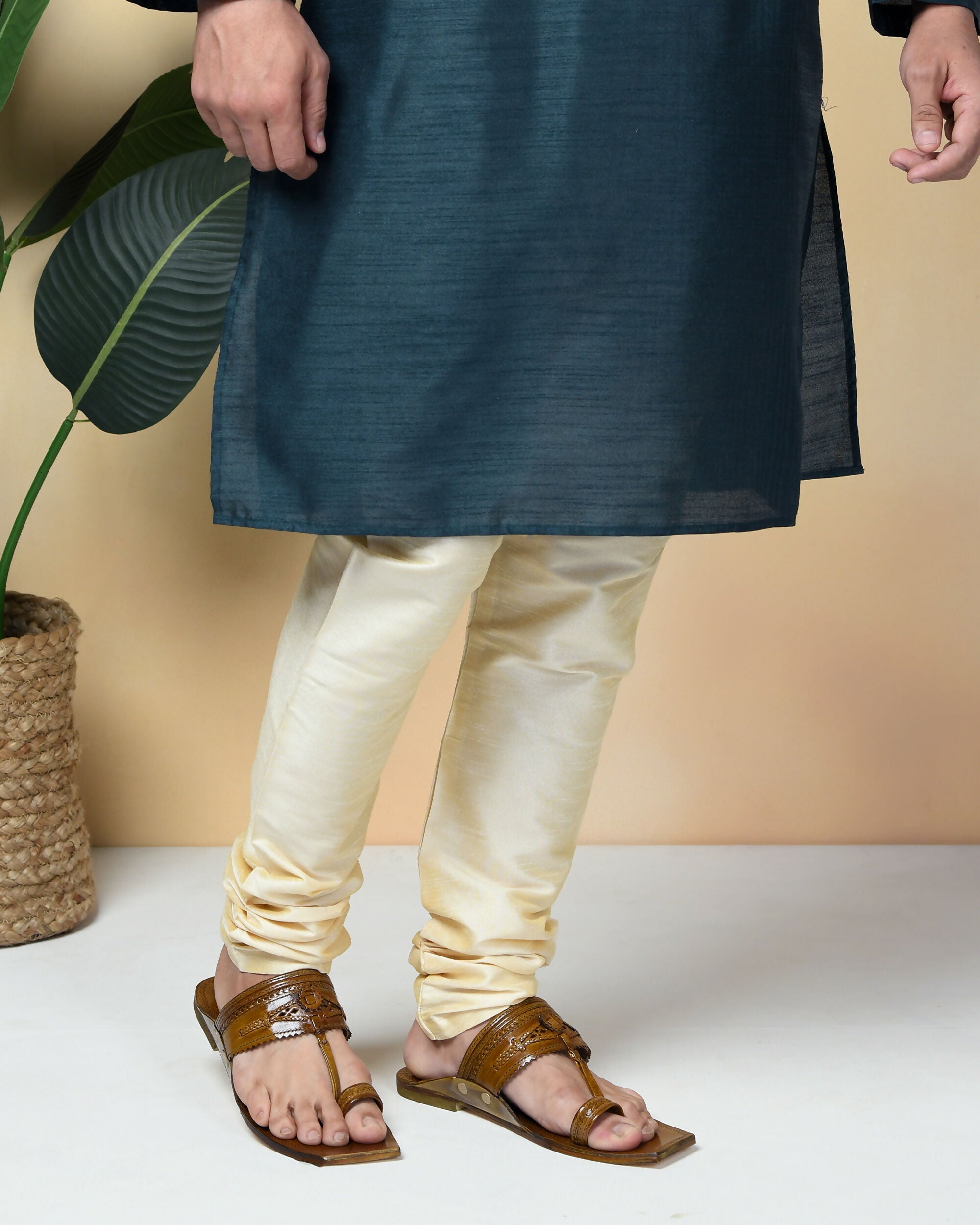 Stepsoft Men'S Olive Brown Kolhapuri Chappal | Handcrafted Leather Ethnic Slip-On Slippers | Grocsy