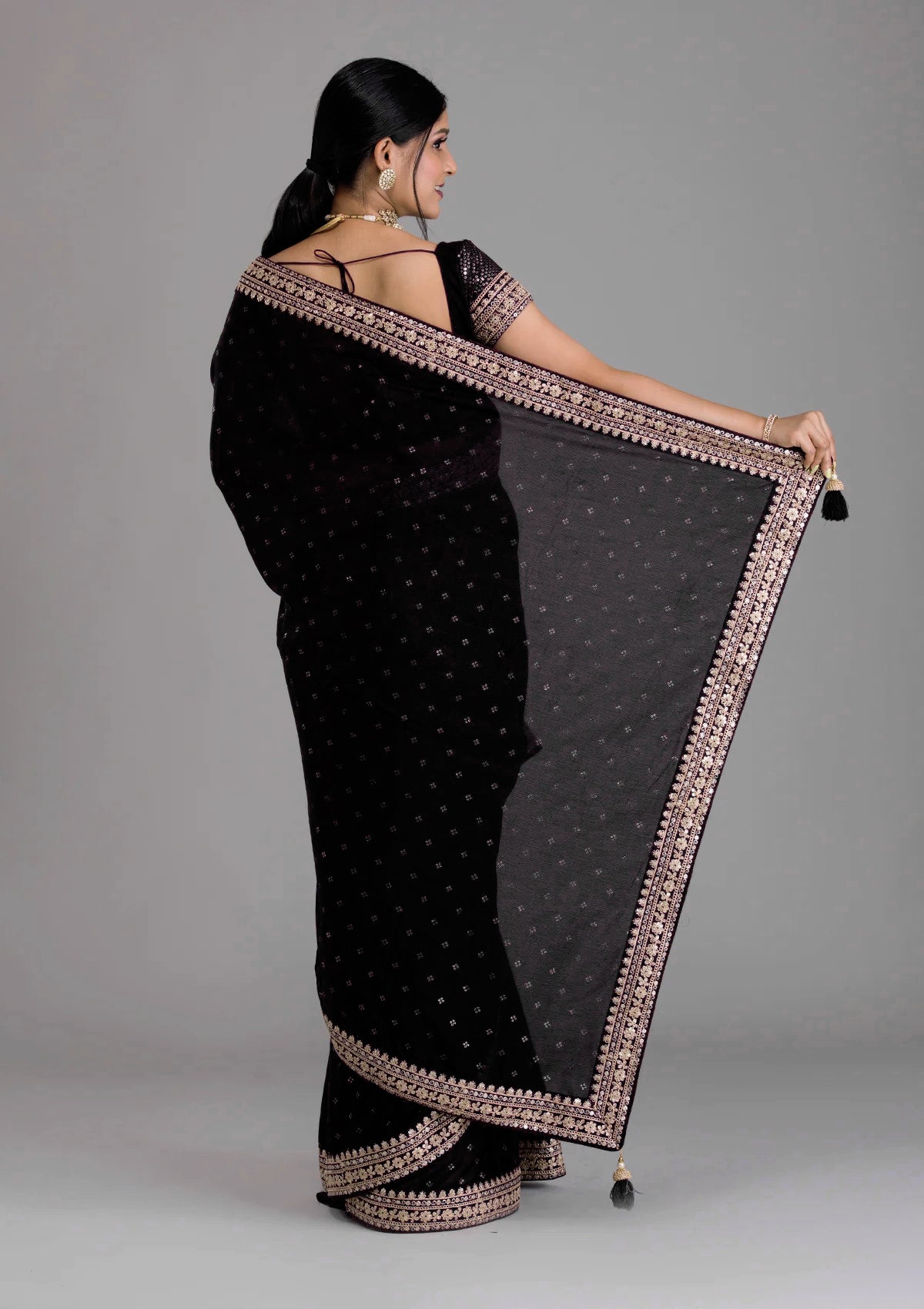 Vamika Black Chinon Zari Embroidery With Sequins Saree | Grocsy