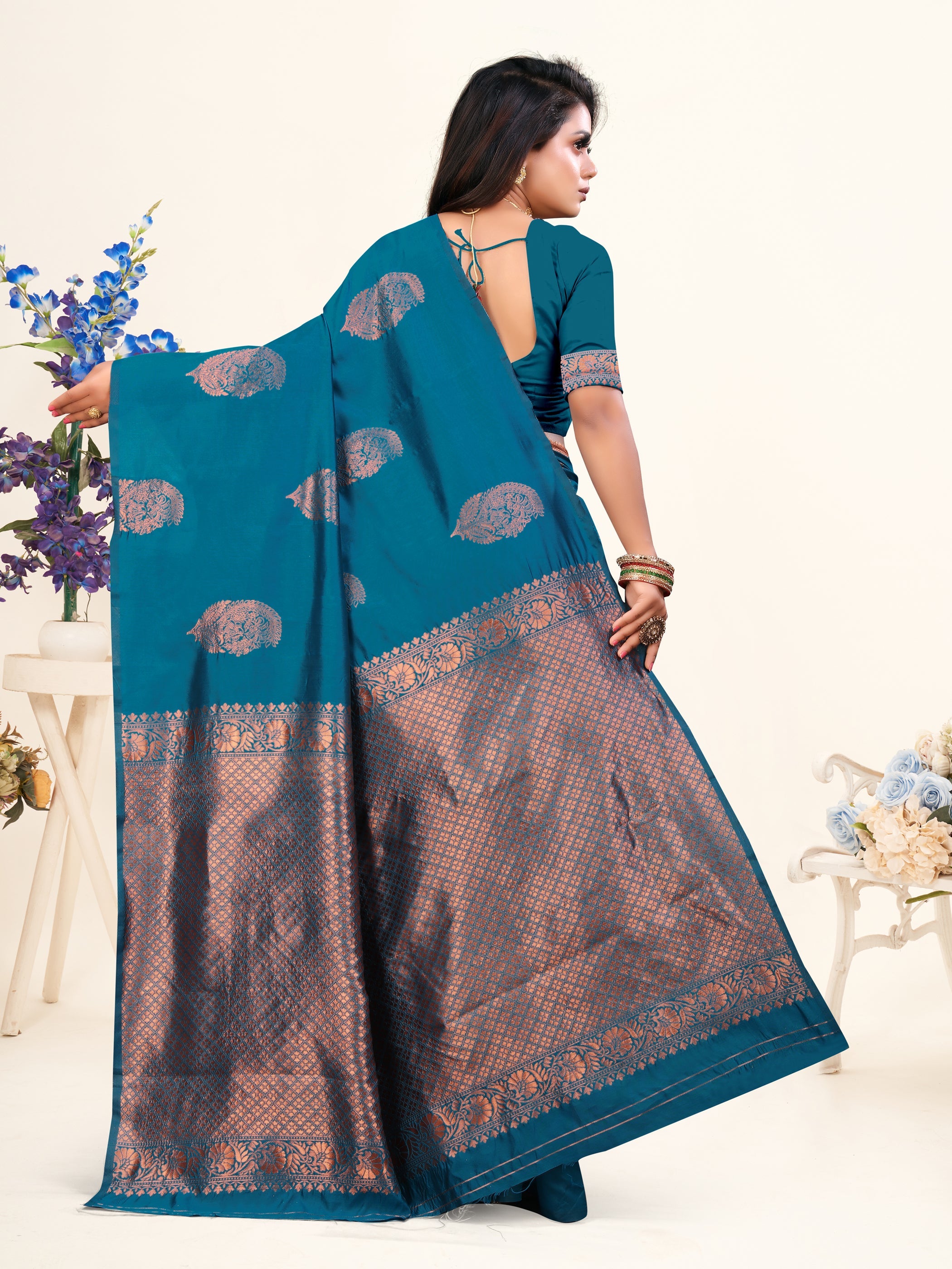 Vedant Vastram Litchi Silk Designer Banarasi Saree - Rama | Grocsy