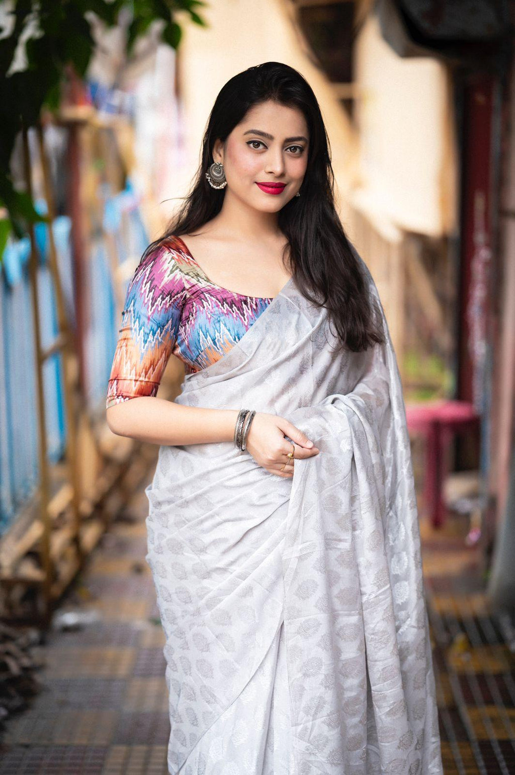 Grey Poly Crepe Ethnic Motifs Saree with Unstitched Blouse - A2M | Grocsy