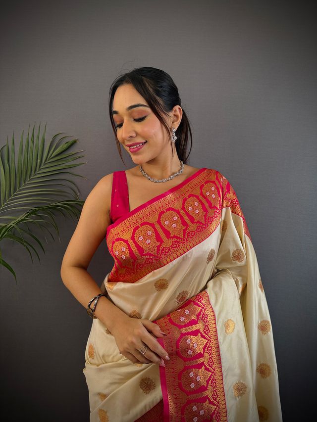Elora White Soft Silk Butti Zari Weaving Constrast Pallu Banarasi Saree | Grocsy
