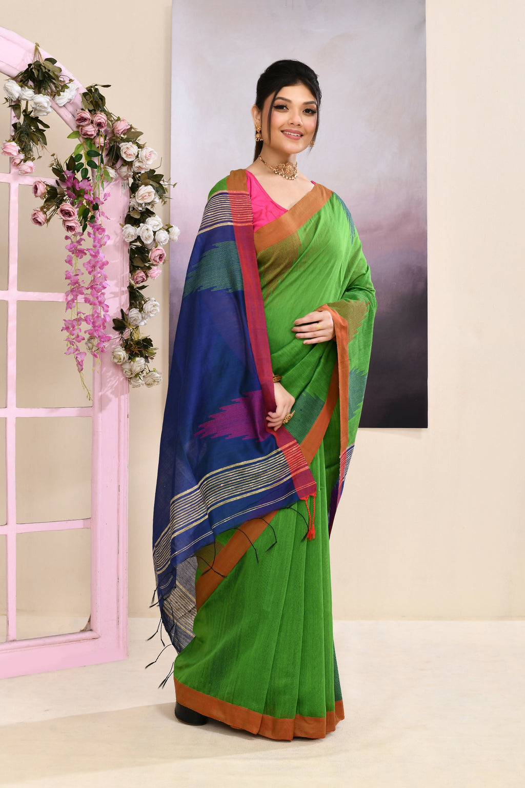 Piyari Fashion Women's Green Temple Border Embellished Cotton Blend Jamdani Saree | Grocsy