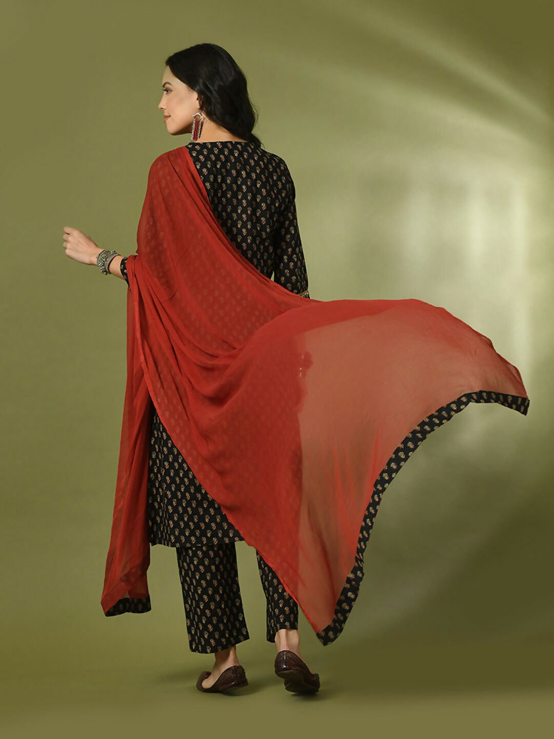 Myshka Women's Black Printed Cotton Straight Party Kurta Set With Dupatta | Grocsy