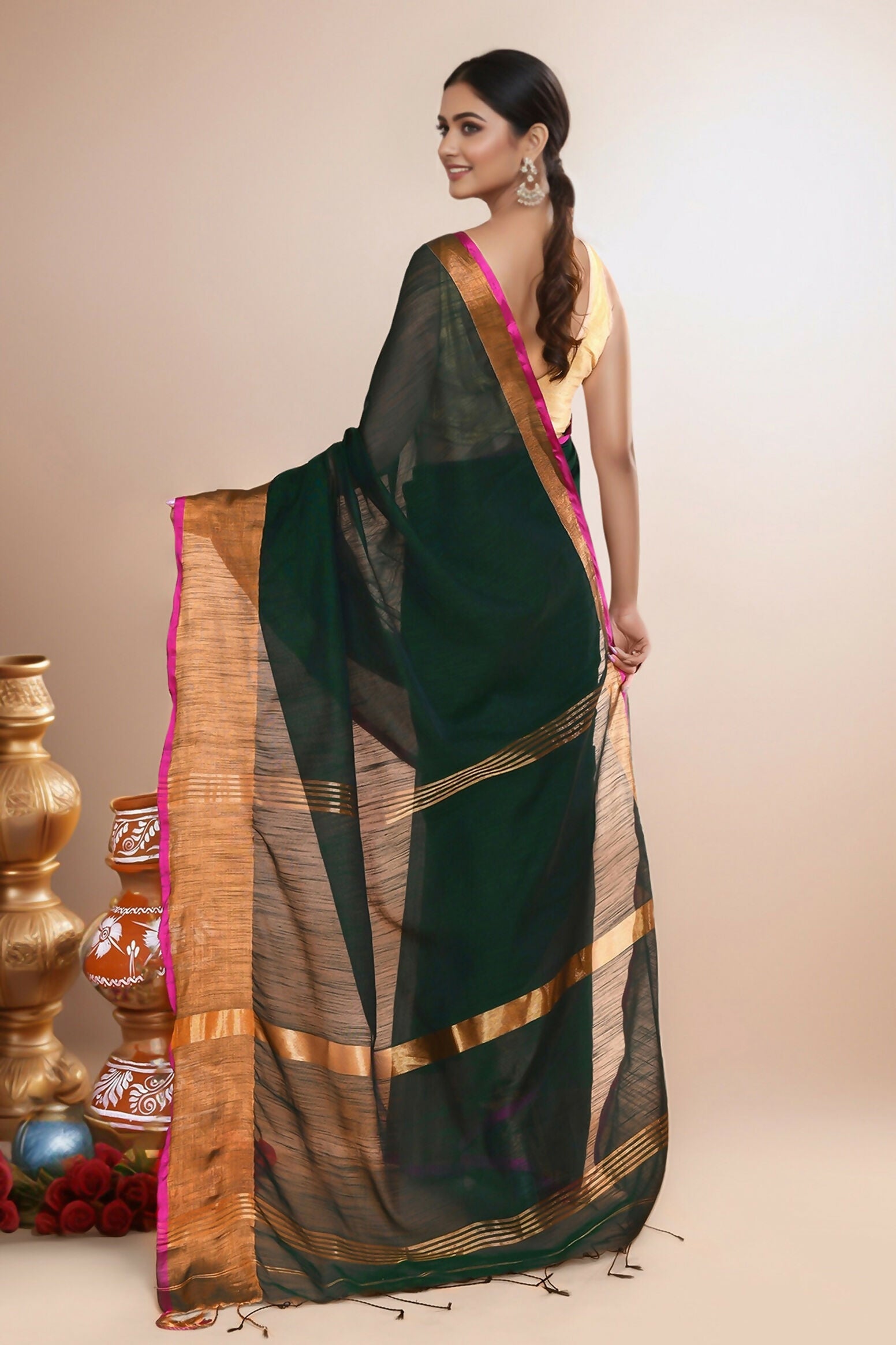 Joban Fashion Bottle Green Cotton Blend Handloom Saree | Grocsy