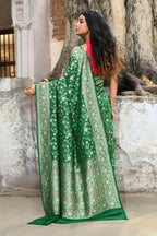 Joban Fashion Green Pure Crepe Pure Handloom Banarasi Silk Saree | Grocsy