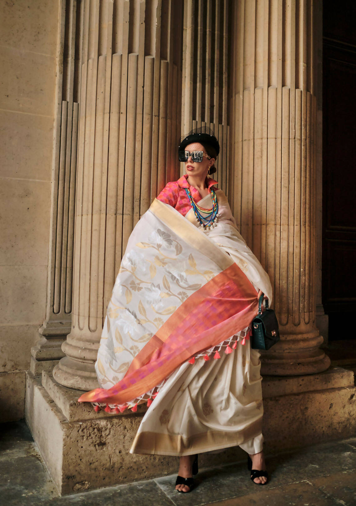 Petunia Flower Whitesoft Handloom Sik Zari & Thread Work, Contrast Pallu Saree - Rajtex Kube Silk | Grocsy