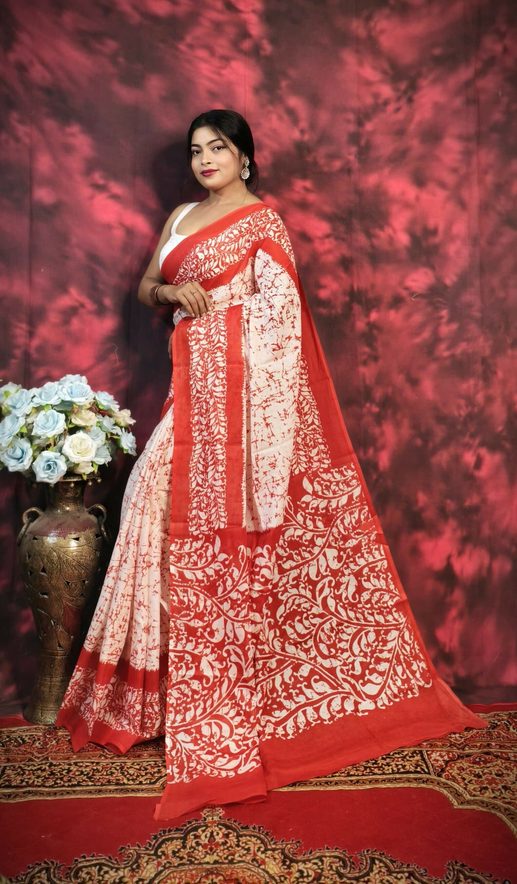 Exclusive Collection Beautiful Batique Print Red Pure Cotton Hand Print Handloom Saree With Running Blouse Piece | Grocsy