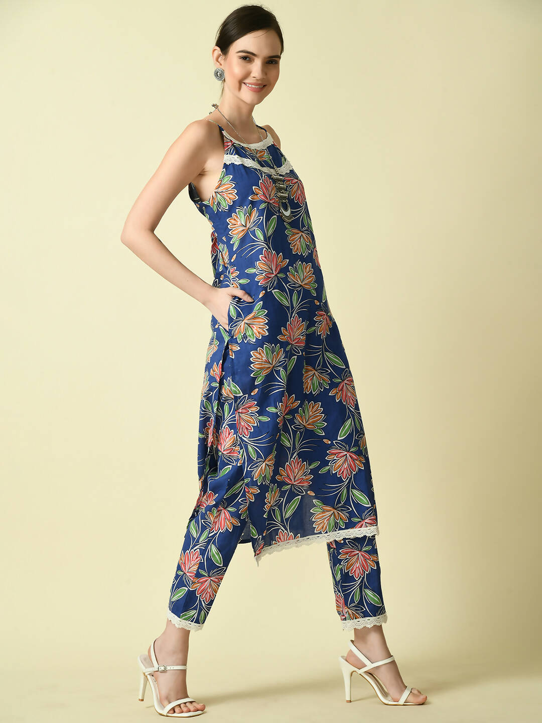 Myshka Women's Blue Straight Printed Kurta | Grocsy