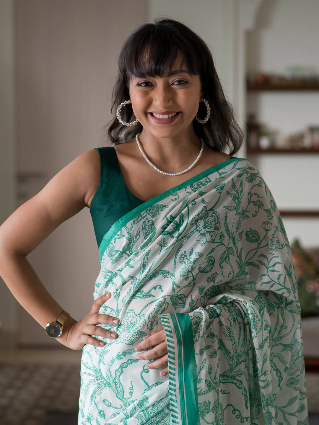 Suta White Floral Pure Cotton Saree | Grocsy