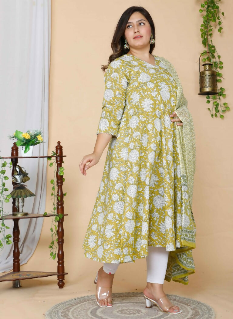 Miravan Women's Yellow Plus Size Floral Anarkali Kurta With Dupatta | Grocsy