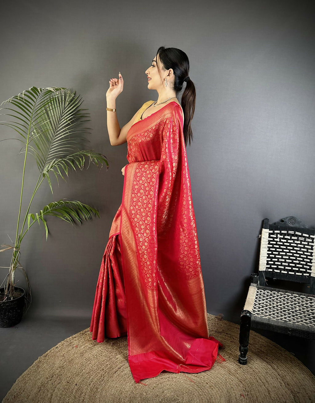 Joban Fashion Red Floral & Paisley Motifs Soft Satin Silk Banarasi Saree | Grocsy