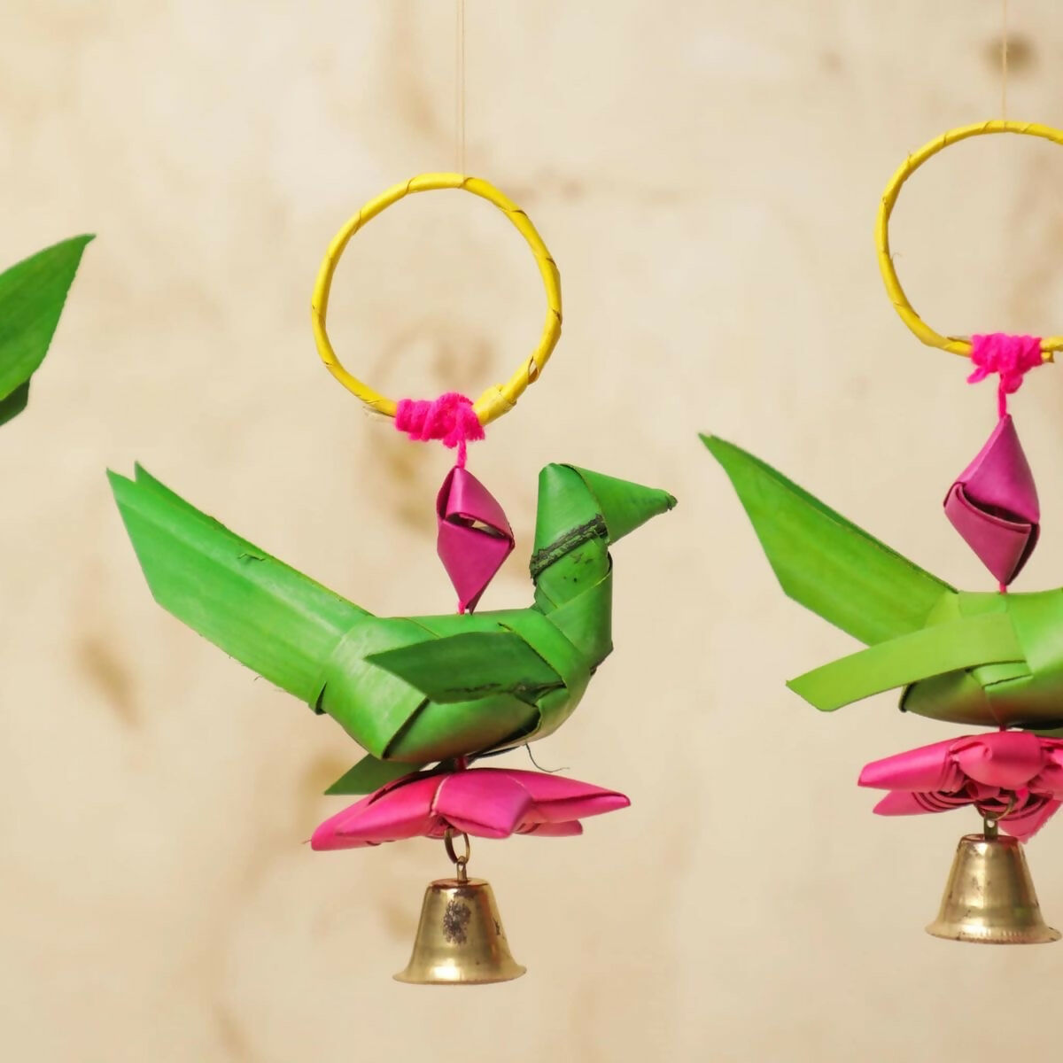 Shuddh Natural Hand Made Palm Leaf Parrot Bandhanwar | Grocsy