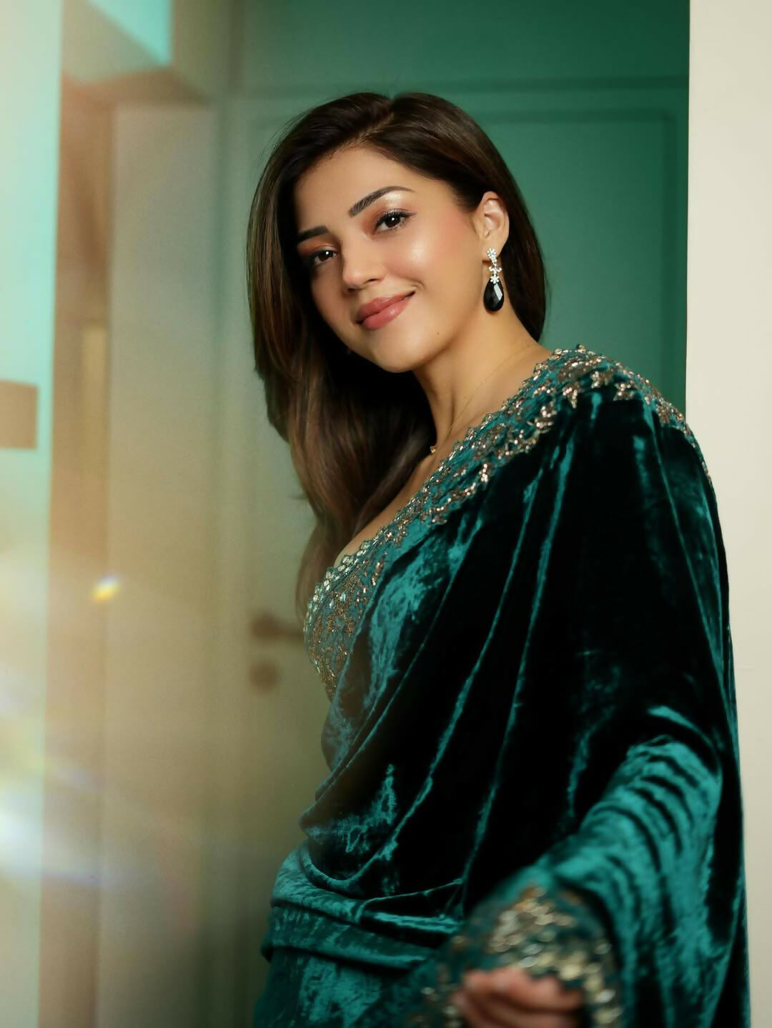 Joban Fashion Green Viscose Velvet Party Wear Sarees | Grocsy