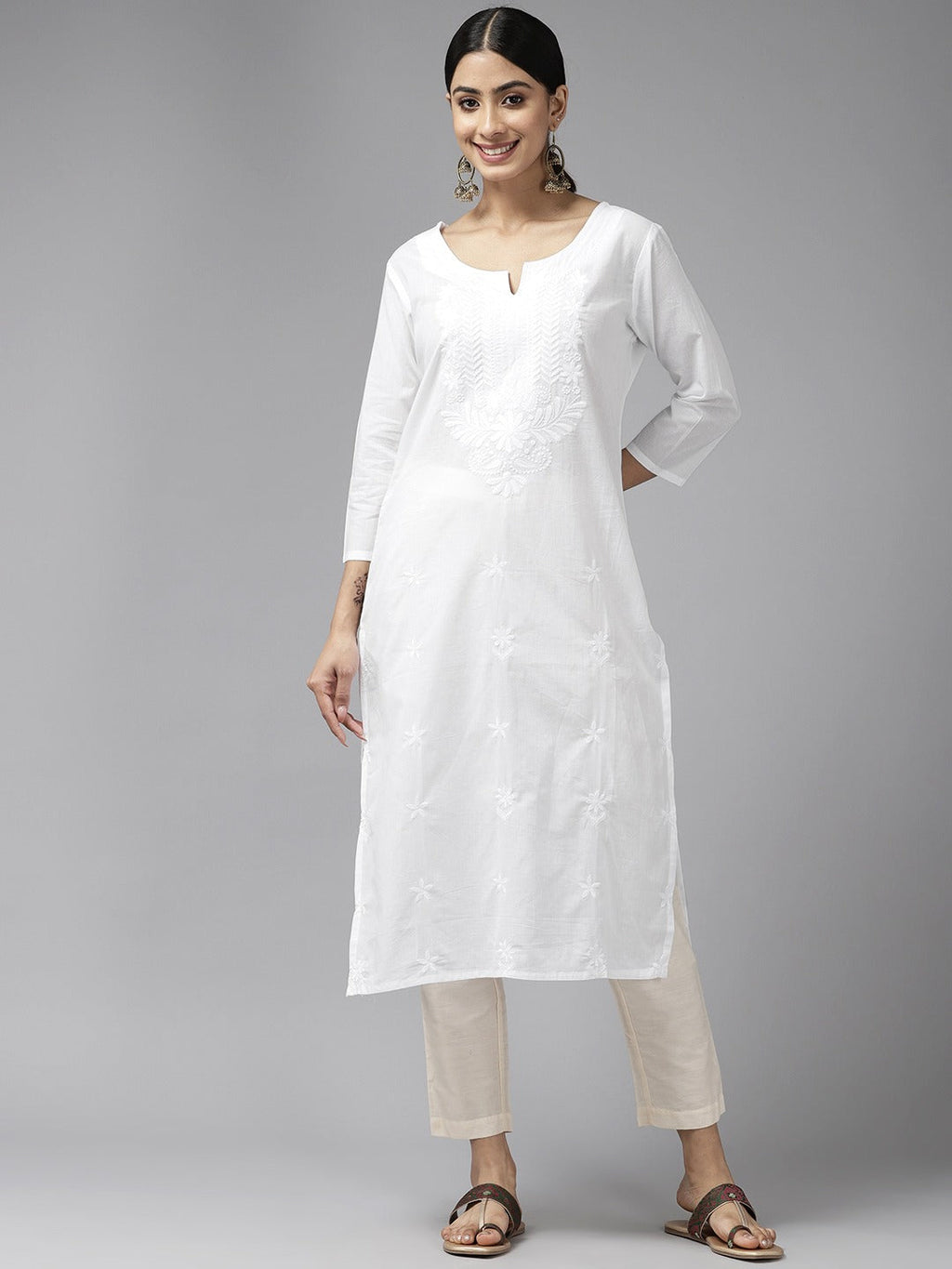 Yufta Embroidered Cotton Kurta | Grocsy