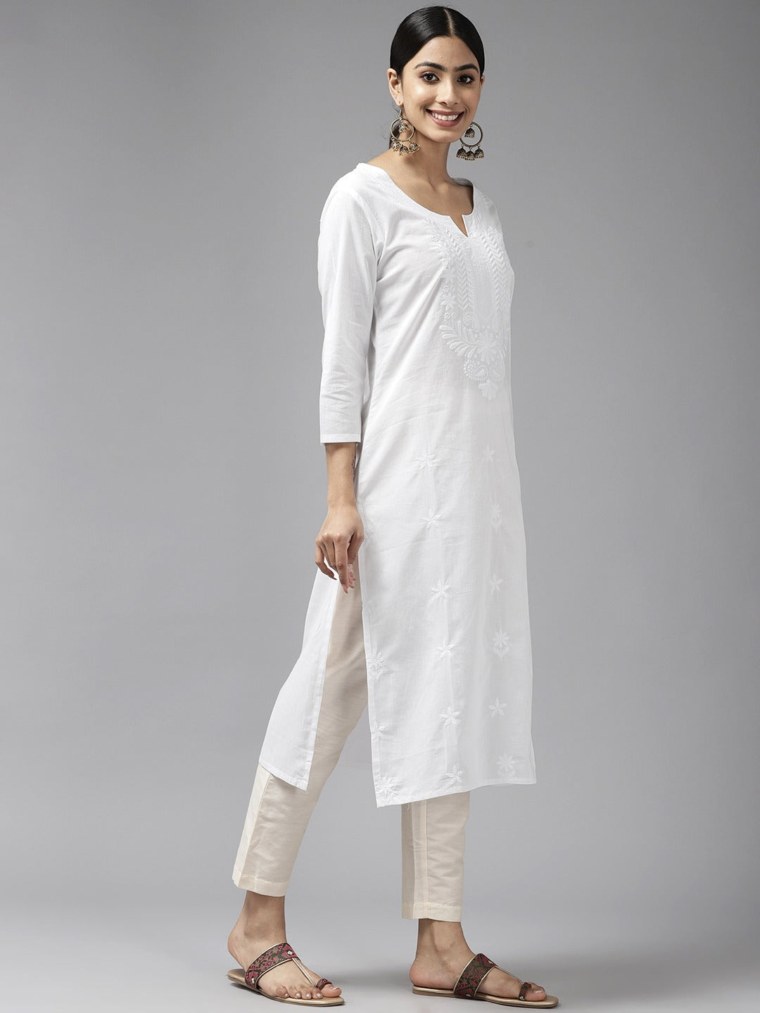 Yufta Embroidered Cotton Kurta | Grocsy