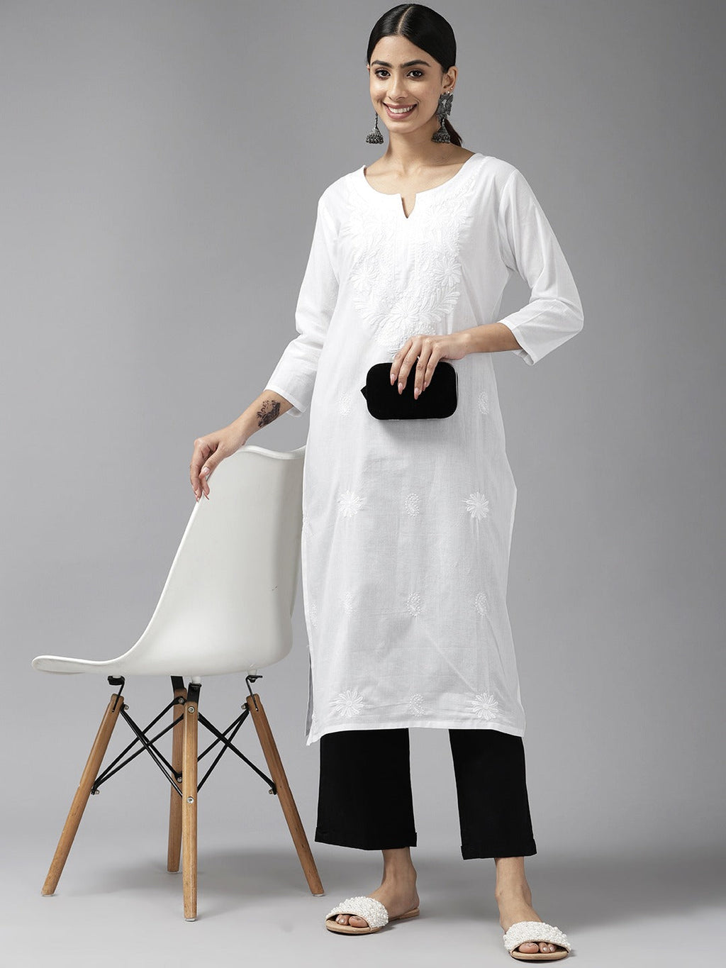 Yufta Embroidered Cotton Kurta | Grocsy