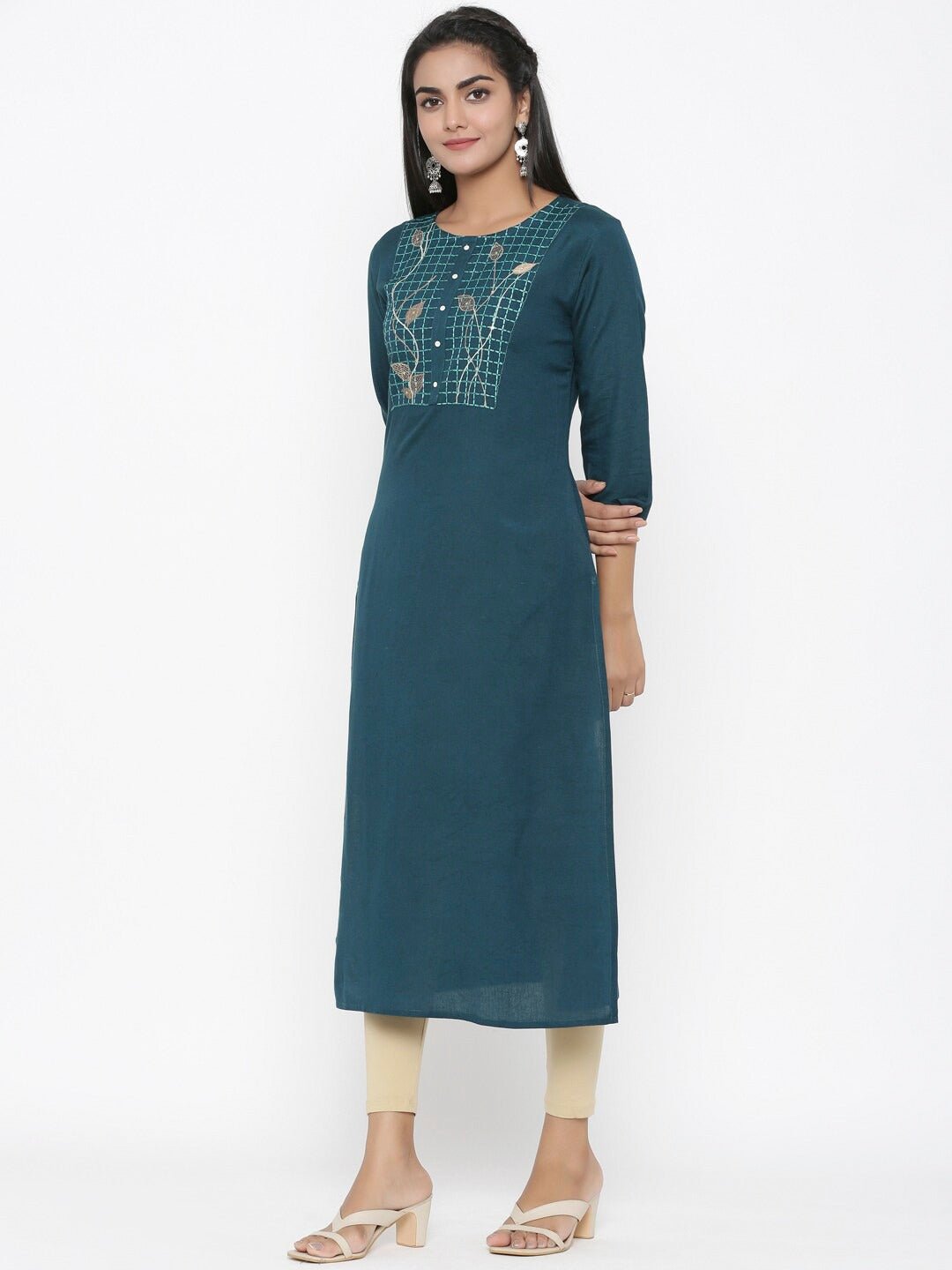Yufta Embroidered Straight Kurta | Grocsy