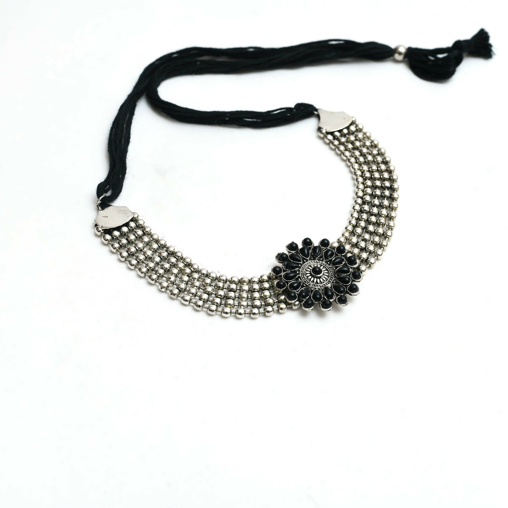 Mominos Fashion Johar Kamal Oxidised Silver-Plated Brass Finish Kundan Choker For Women (Black) | Grocsy