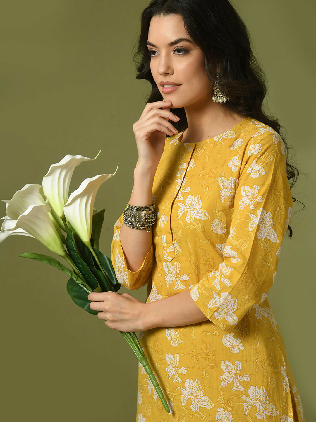 Myshka Women's Yellow Printed Cotton Round Neck Party Tunic With Trousers Co-ord set | Grocsy