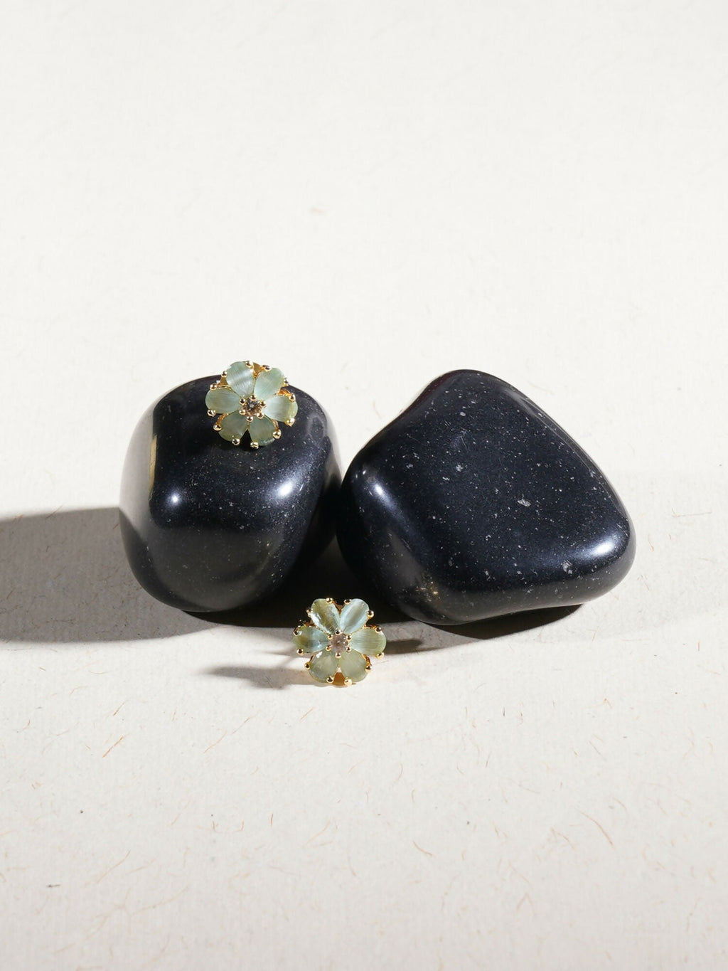 stone stud (Gold) - Ruby Raang | Grocsy