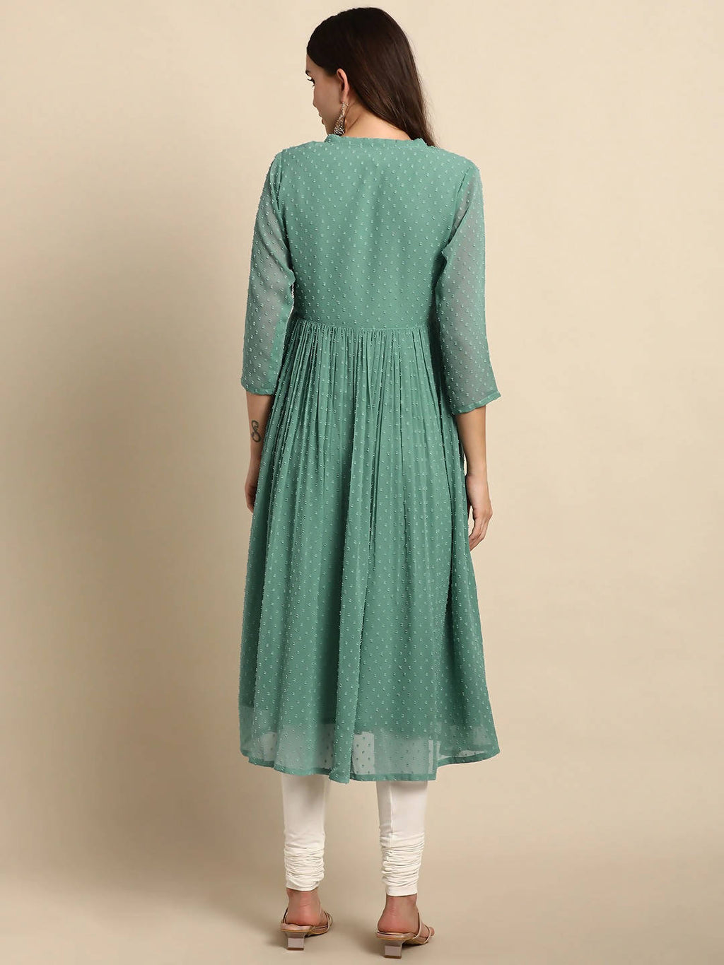 Janasya Women Green Solid Dobby Weave Kurta | Grocsy