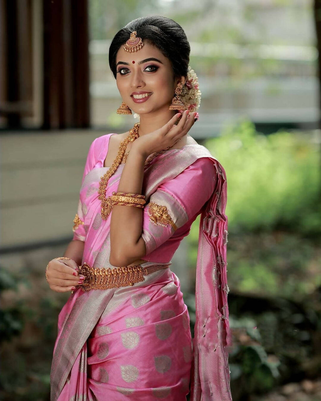 DEIANA'S Beautiful Designer Golden zari Soft Lichi Silk Saree - Baby pink | Grocsy