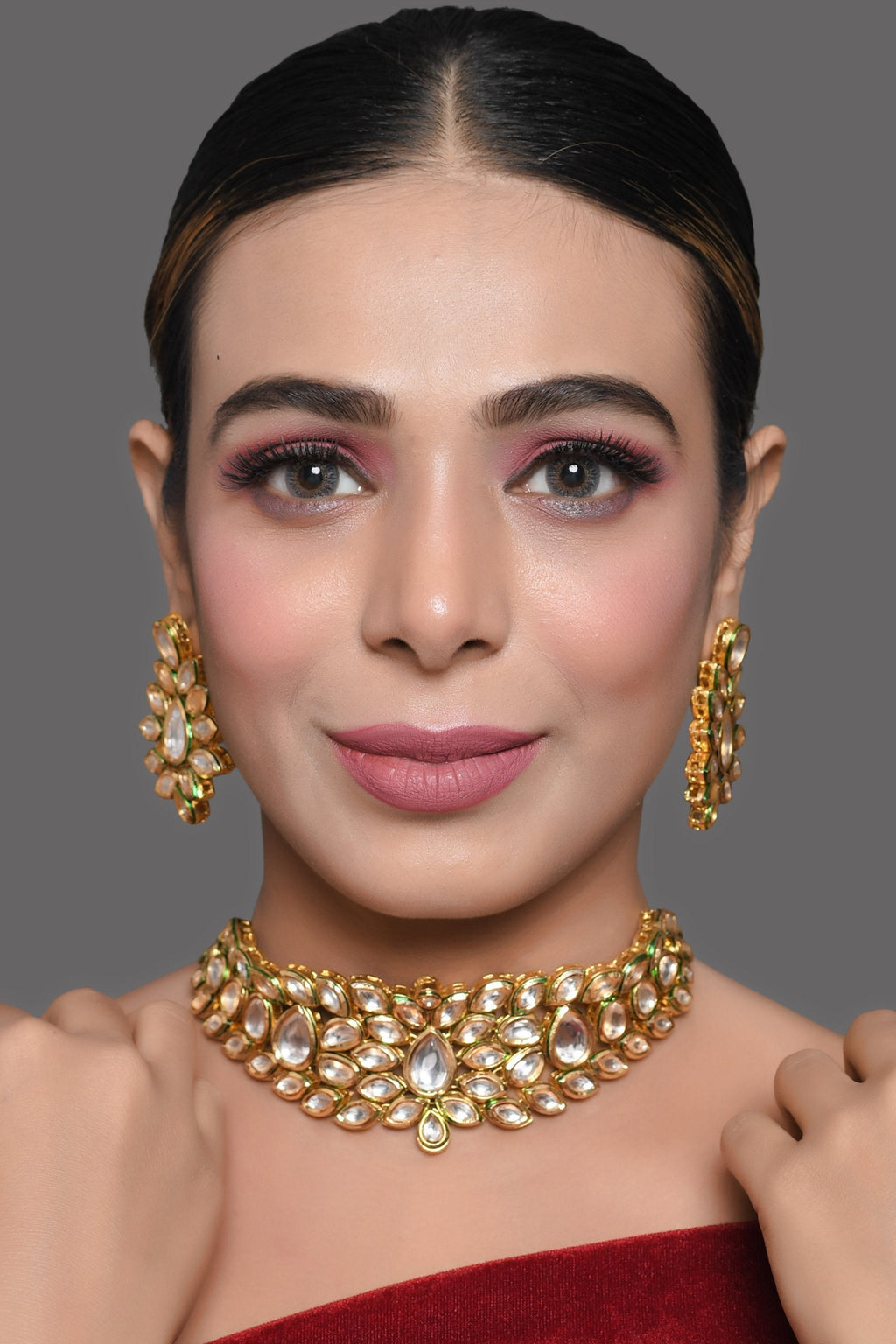 Peryl Women's Gold Tone Kundan Inspired Necklace With Earrings - Noz2Toz