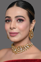 Peryl Women's Gold Tone Kundan Inspired Necklace With Earrings - Swadesiicart