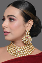 Peryl Women Gold Toned Kundan Necklace With Earrings(2 Pc Set) - Swadesiicart