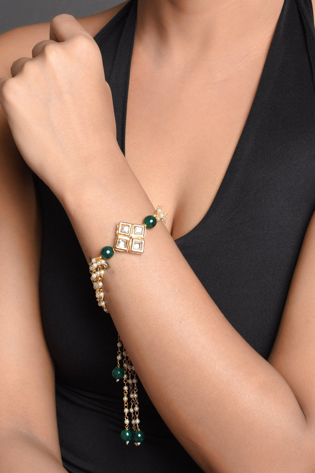 Peryl Women's Classic Gold Tone Kundan Inspired Pearl Bracelet - Swadesiicart