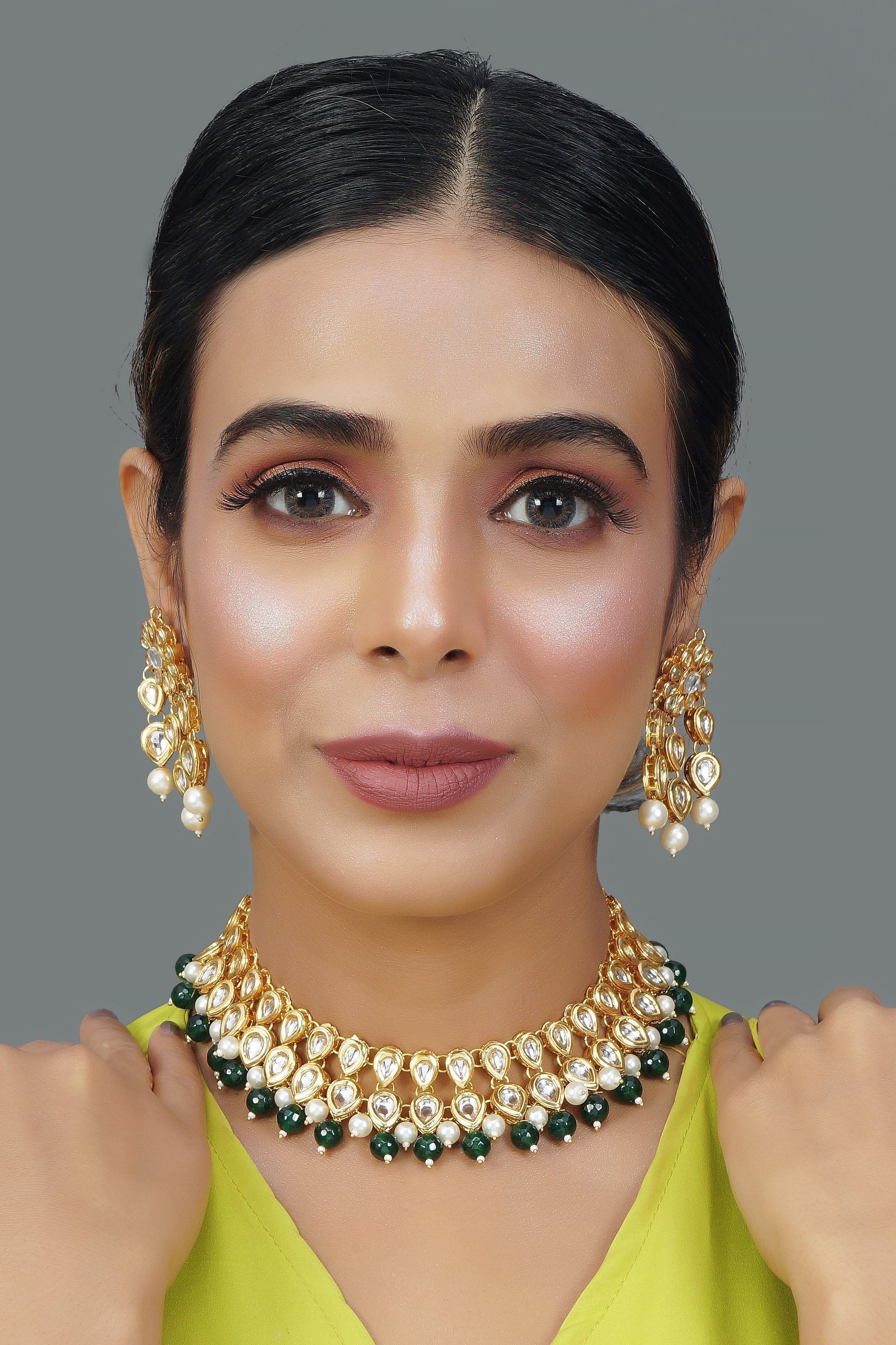 Peryl Women Beaded Kundan Necklace With A Pair Of Earrings(2 Pc Set) - Swadesiicart