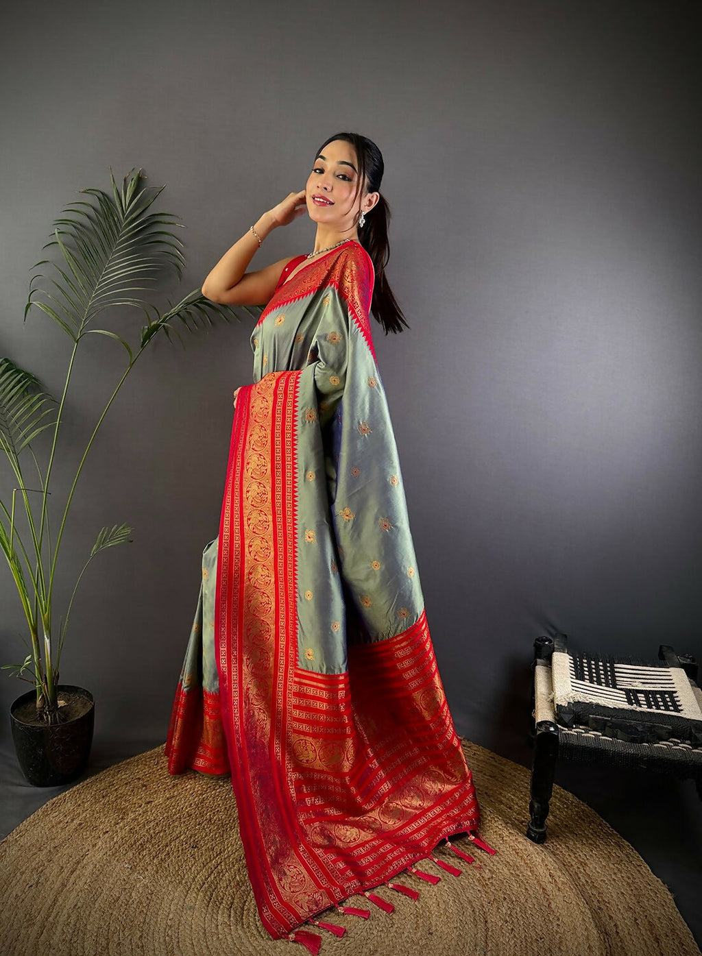 Joban Fashion Banarasi Grey Woven Soft Silk Saree | Grocsy