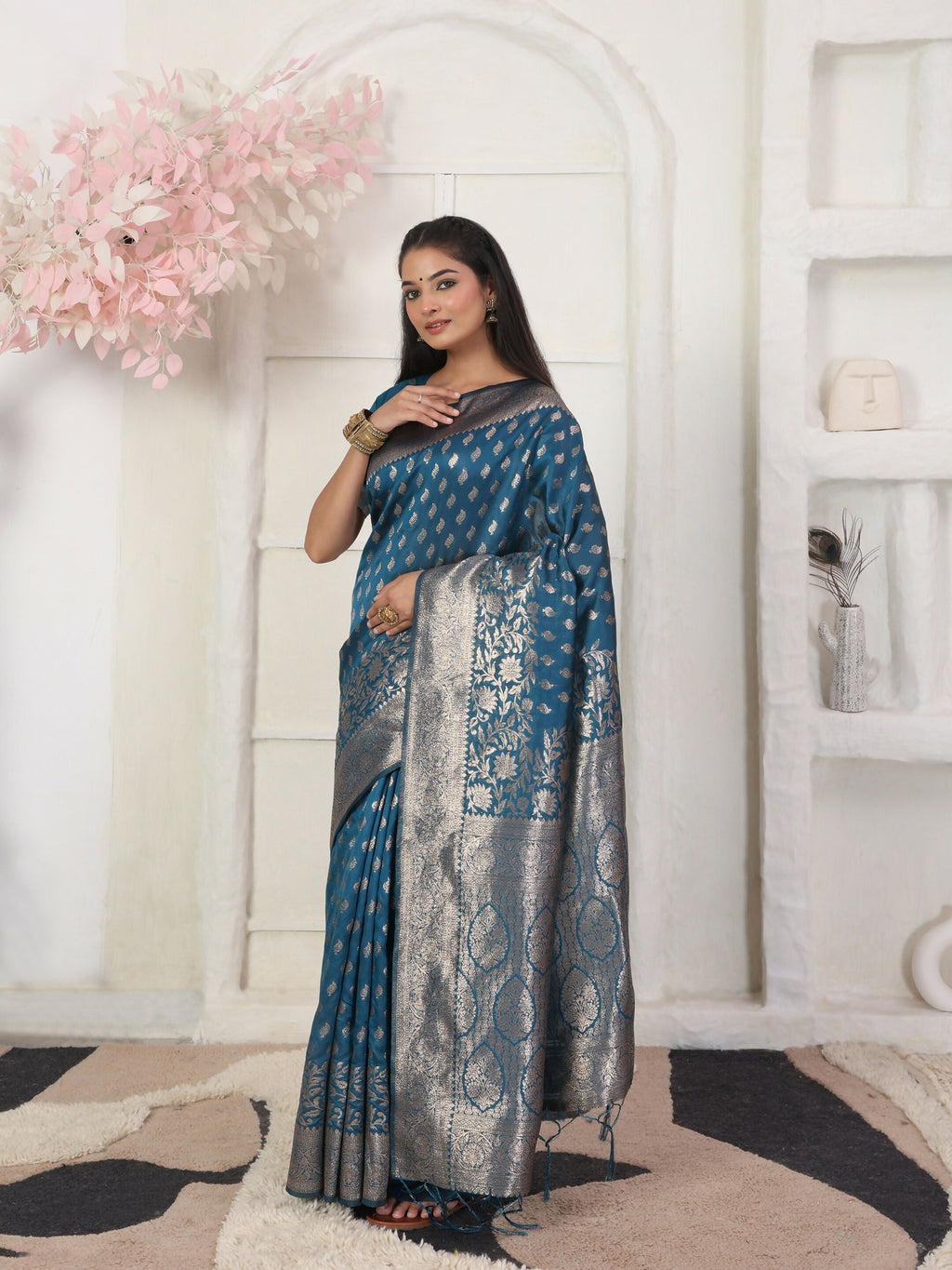 Shree Shyam Fashion Lichi Silk Light Pink Saree | Grocsy