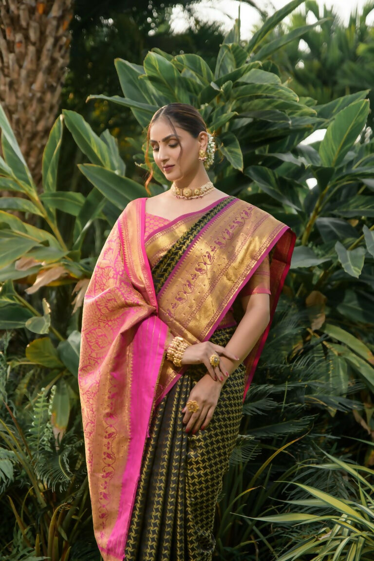 Jyoti Fashion Women's Black Kanjivaram Silk Zari Woven Saree with Blouse | Grocsy