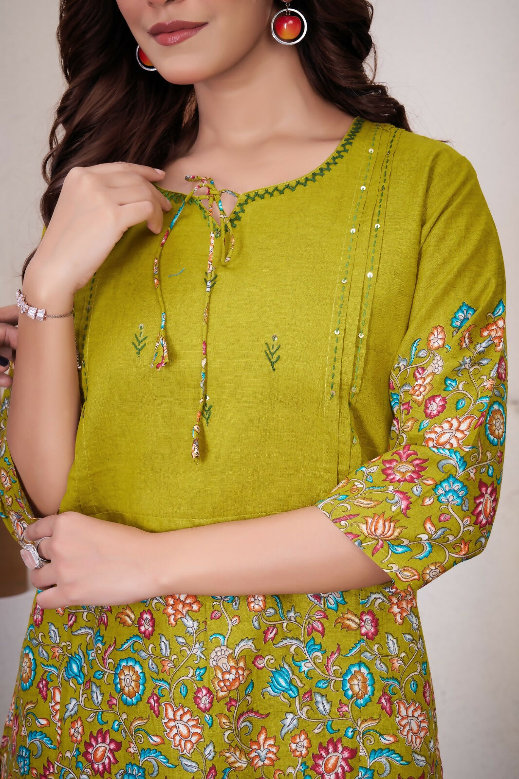 Teeya Creation Olive Green Floral Printed Short Kurta With Straight Pants Co-Ord Set | Grocsy