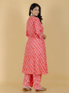 Aramya Pink Kantha Cotton Floral Panelled Kurta for Women | Grocsy