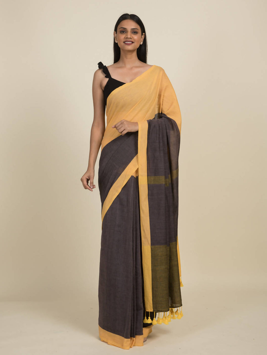 Suta Grey Yellow Colourblocked Pure Cotton Saree | Grocsy