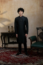Falling Raw Silk Black Kajal Phool Kurta Set By Hilo Design | Grocsy