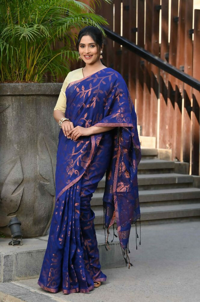 Beatitude Blue Cotton Floral Jamdani Saree | Grocsy